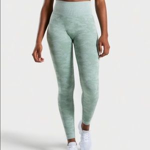 Gymshark CAMO SEAMLESS LEGGINGS - sage Green